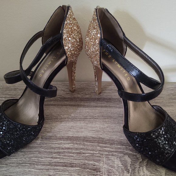 The Limited Gold Glitter Heels - Picture 2 of 8